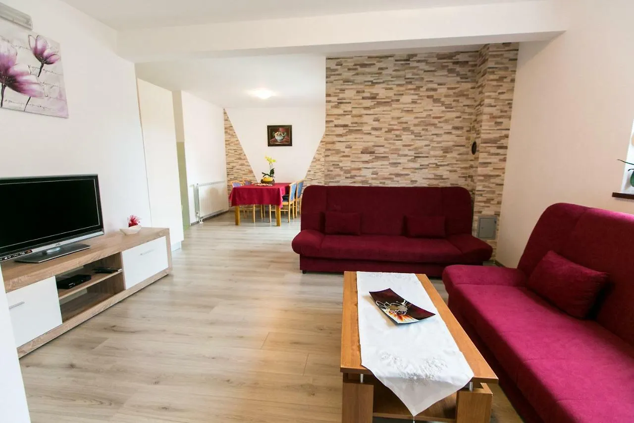 Amela Apartment Pula