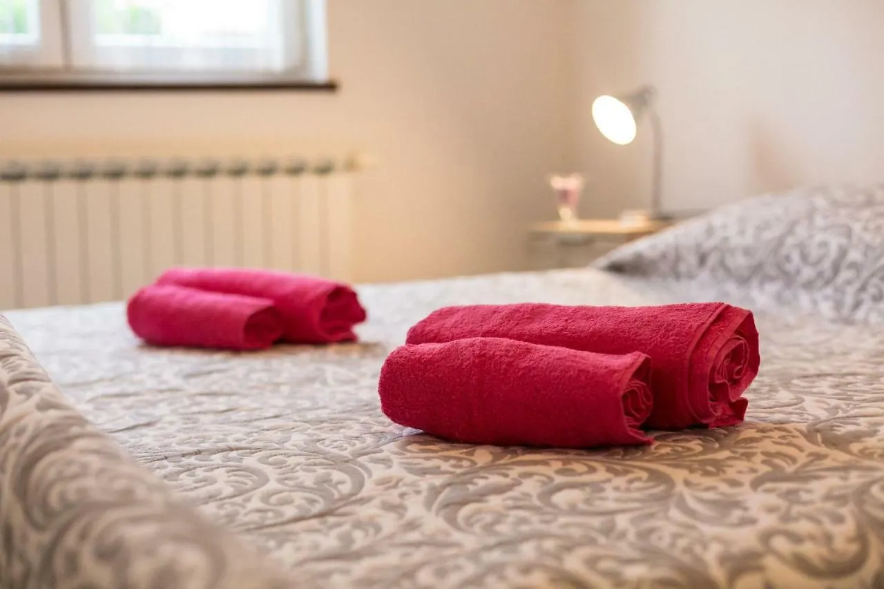 Amela Apartment Pula Croatia